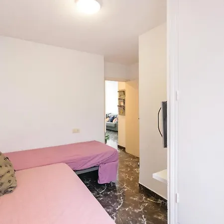 2 Bedroom Stunning In * Торевьиа